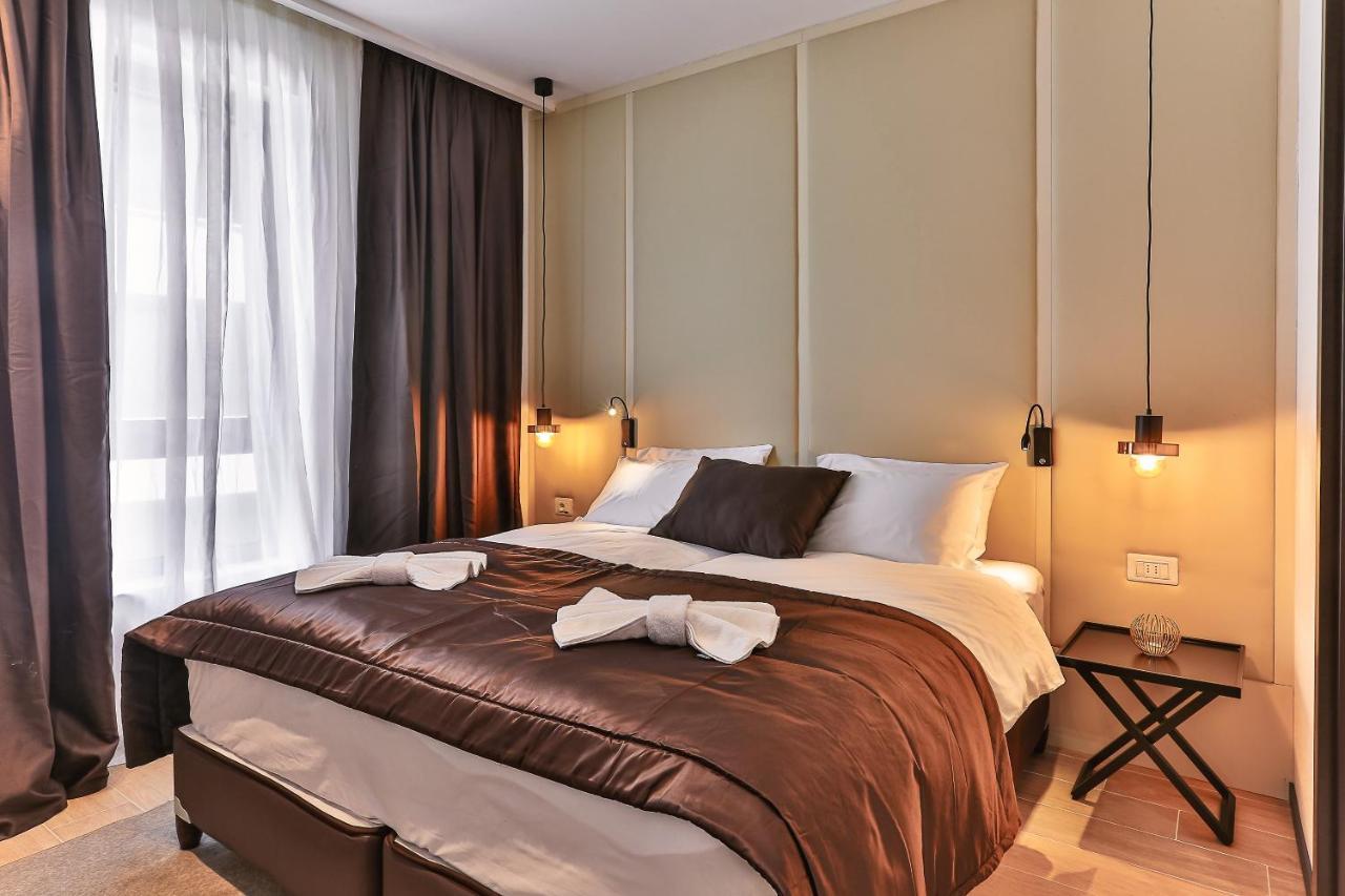 Green Stone Apartments Hotel Рафаиловичи Екстериор снимка