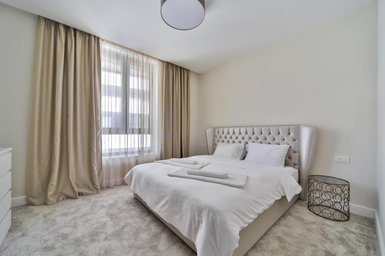 Green Stone Apartments Hotel Рафаиловичи Екстериор снимка
