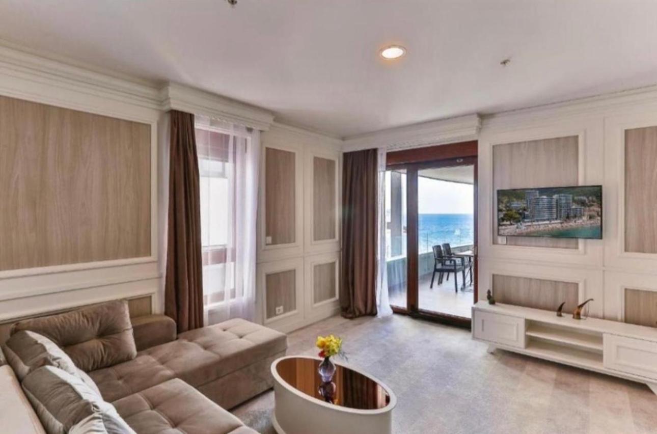 Green Stone Apartments Hotel Рафаиловичи Екстериор снимка
